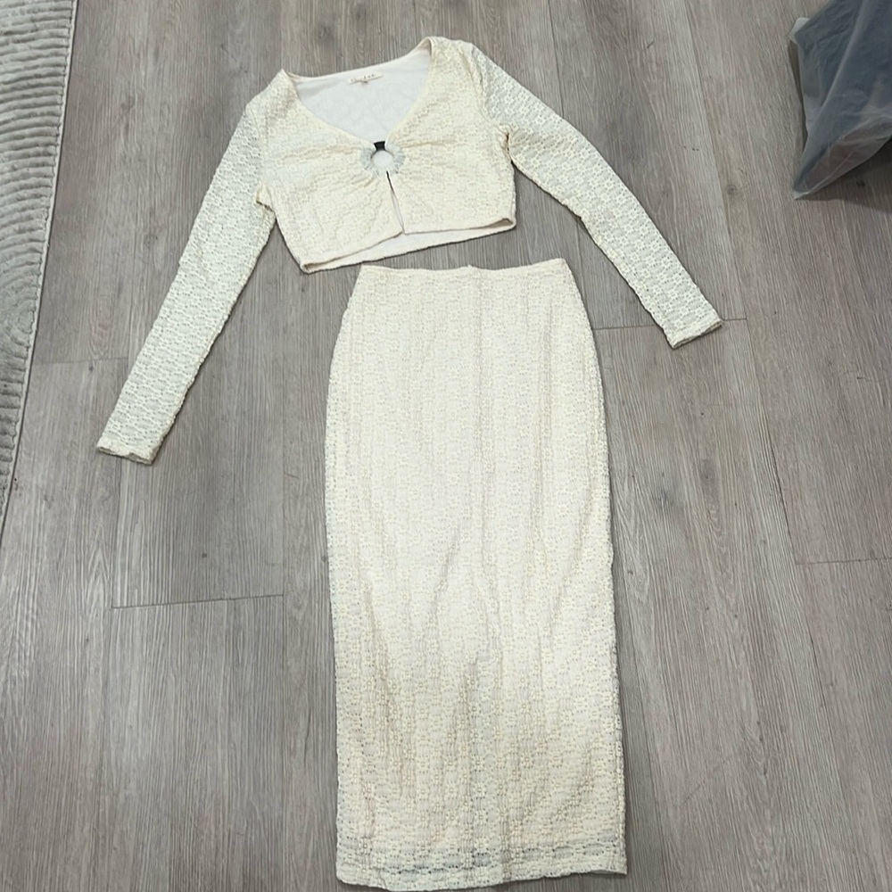 Et Clet Top & Skirt Set; size M